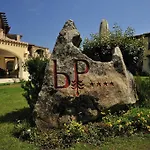 Baia Del Porto Charme بودوني