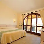 Baia Del Porto Charme بودوني