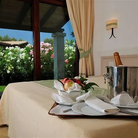 Baia Del Porto Hotel 4*
