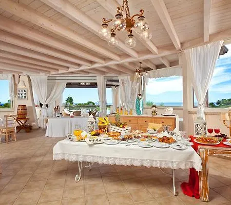 Baia Del Porto Hotel 4*